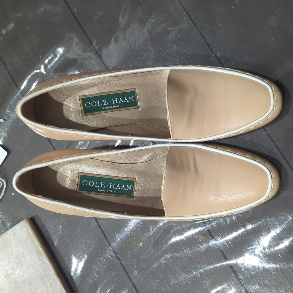 Cole Haan beige pumps
